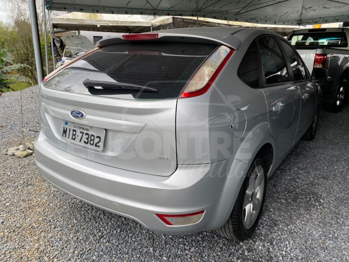 Carros na Web, Ford Focus GLX 2.0 2009